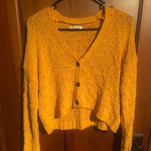 American Eagle Cropped Yellow cardigan sweater
